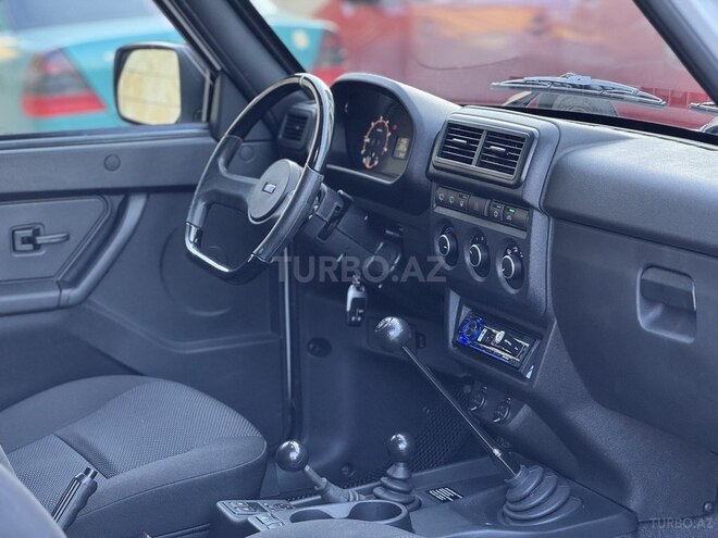 LADA (VAZ) Niva 2024, 2,900 km - 1.7 л - Gəncə