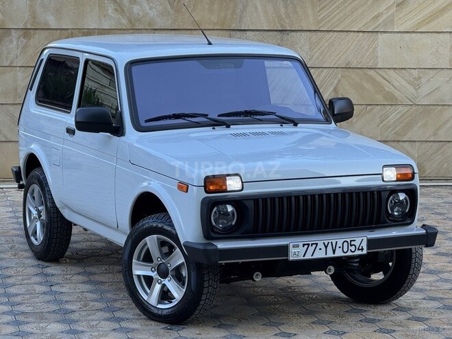 LADA (VAZ) Niva 2024, 2,900 km - 1.7 л - Gəncə