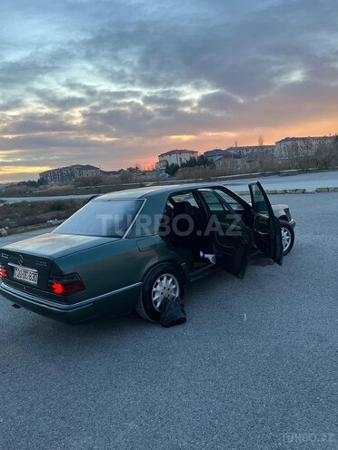 Mercedes E 300 d 1993, 370,000 km - 3.0 l - Bakı