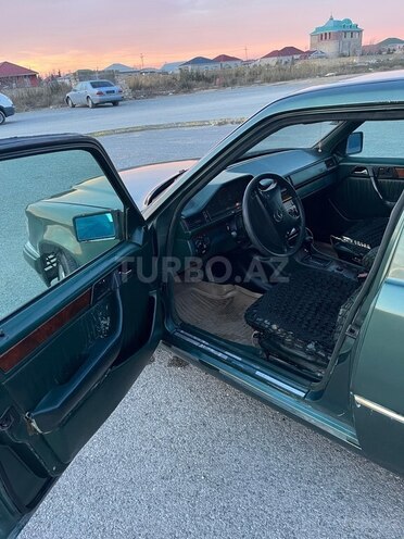 Mercedes E 300 d 1993, 370,000 km - 3.0 l - Bakı