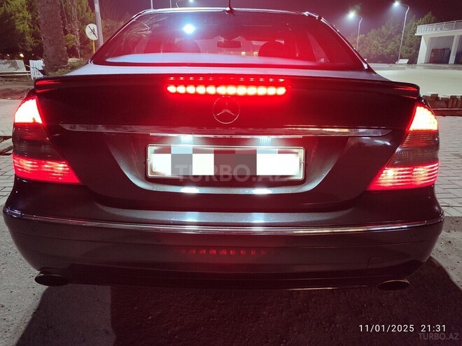 Mercedes E 240 2004, 378,000 km - 2.6 l - Bakı