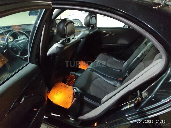 Mercedes E 240 2004, 378,000 km - 2.6 l - Bakı