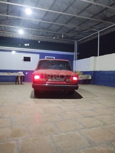 LADA (VAZ) 2107 1983, 95,555 km - 1.3 l - Salyan