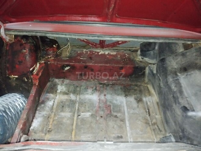 LADA (VAZ) 2107 1983, 95,555 km - 1.3 l - Salyan