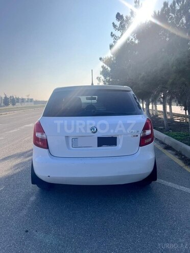 Skoda Fabia 2012, 255,000 km - 1.6 l - Bakı