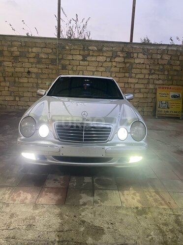 Mercedes E 200 2000, 372,000 km - 2.0 l - Masallı