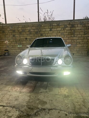 Mercedes E 200 2000, 372,000 km - 2.0 l - Masallı