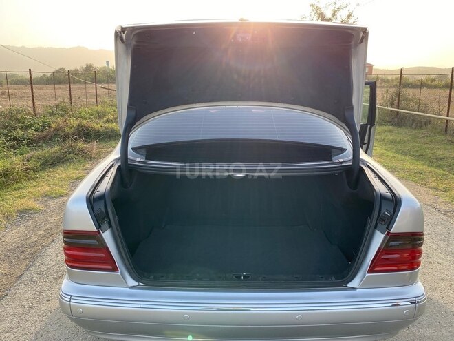 Mercedes E 200 2000, 372,000 km - 2.0 l - Masallı