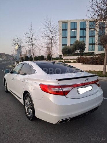 Hyundai Grandeur 2015, 135,226 km - 2.2 л - Bakı