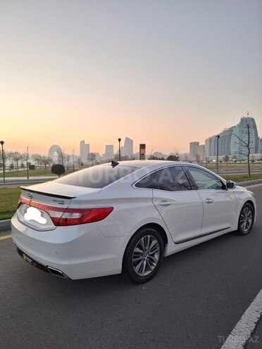 Hyundai Grandeur 2015, 135,226 km - 2.2 л - Bakı