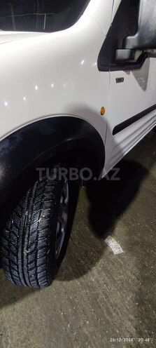 Ford Transit Connect 2005, 240,000 km - 1.8 л - Quba