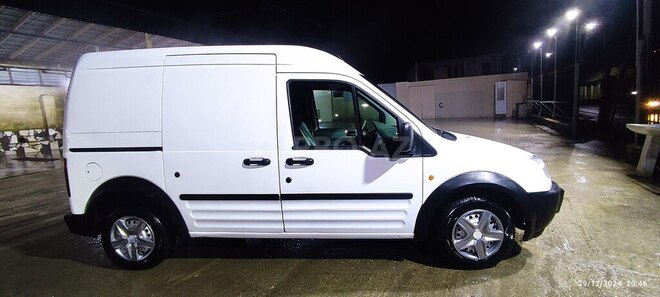Ford Transit Connect 2005, 240,000 km - 1.8 л - Quba