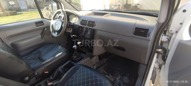 Ford Transit Connect 2005, 240,000 km - 1.8 л - Quba