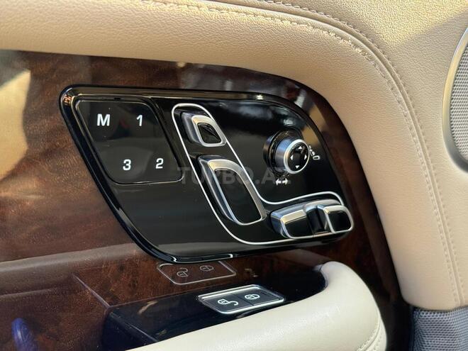 Land Rover Range Rover 2019, 82,000 km - 3.0 л - Bakı