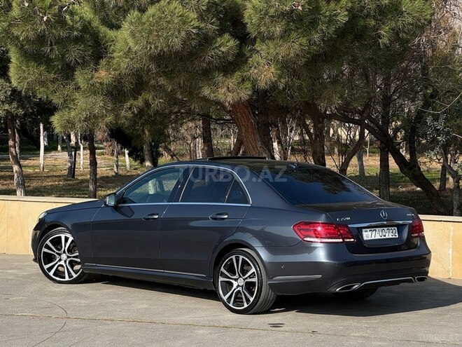 Mercedes E 220-16