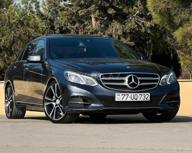 Mercedes E 220-2