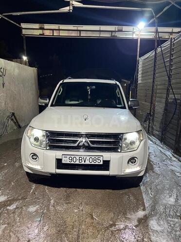 Mitsubishi Pajero 2010, 423,639 km - 3.5 l - Bakı