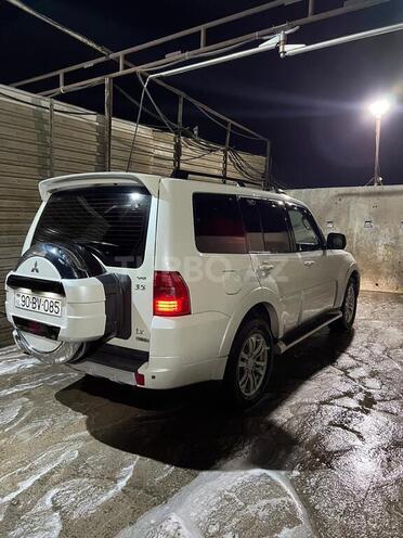 Mitsubishi Pajero 2010, 423,639 km - 3.5 l - Bakı