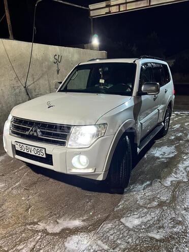 Mitsubishi Pajero 2010, 423,639 km - 3.5 l - Bakı