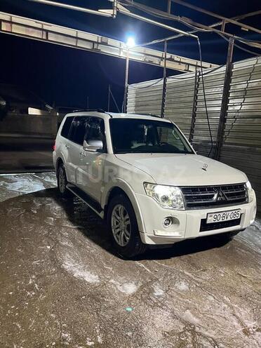 Mitsubishi Pajero 2010, 423,639 km - 3.5 l - Bakı