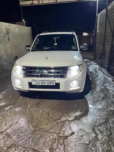 Mitsubishi Pajero 2010, 423,639 km - 3.5 l - Bakı