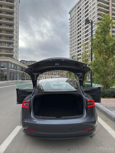 Tesla Model 3 2023, 30,000 km - 0.0 l - Bakı