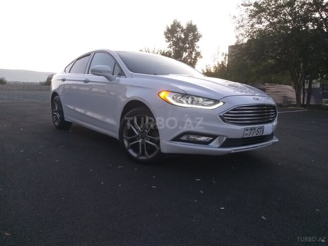 Ford Fusion (North America) 2017, 215,000 km - 2.0 л - Bakı