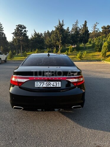 Hyundai Grandeur 2015, 238,000 km - 2.2 л - Bakı