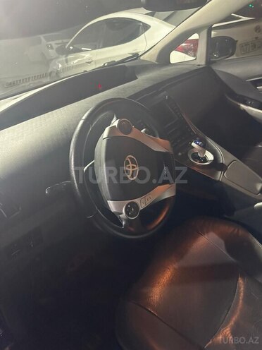 Toyota Prius 2010, 28,000 km - 1.8 l - Bakı