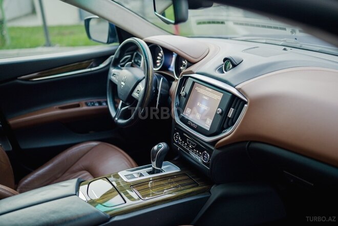 Maserati Ghibli-14