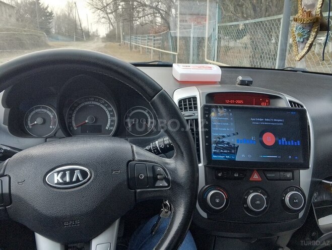 Kia Ceed 2011, 290,000 km - 1.4 l - Ağdaş