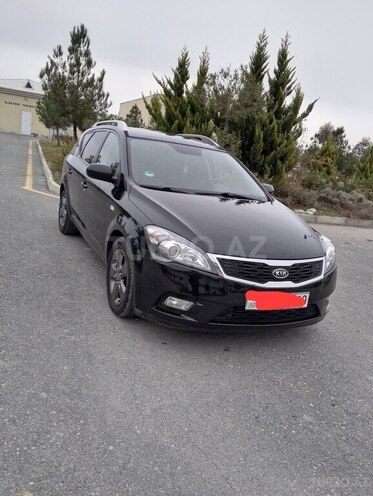 Kia Ceed 2011, 290,000 km - 1.4 l - Ağdaş