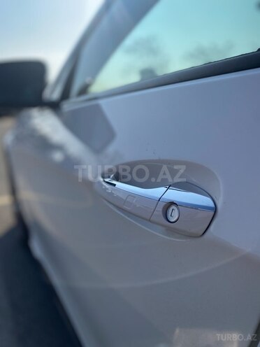 Mercedes E 220 d-8