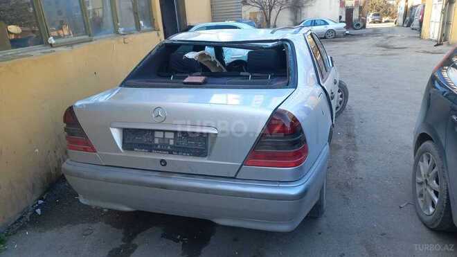 Mercedes C 180 1999, 400,000 km - 1.8 л - Bakı