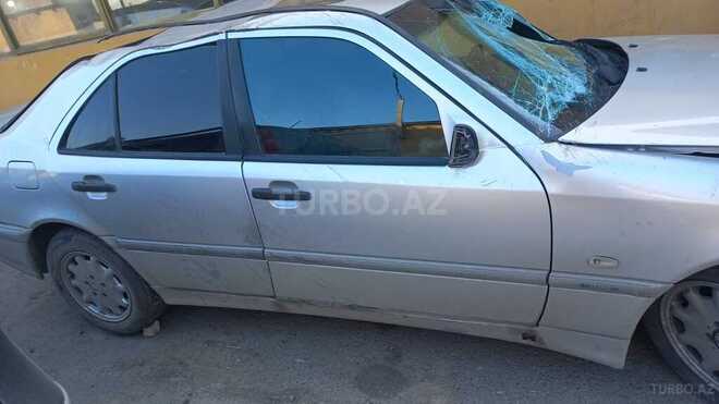 Mercedes C 180 1999, 400,000 km - 1.8 л - Bakı