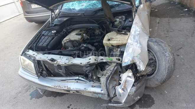 Mercedes C 180 1999, 400,000 km - 1.8 л - Bakı