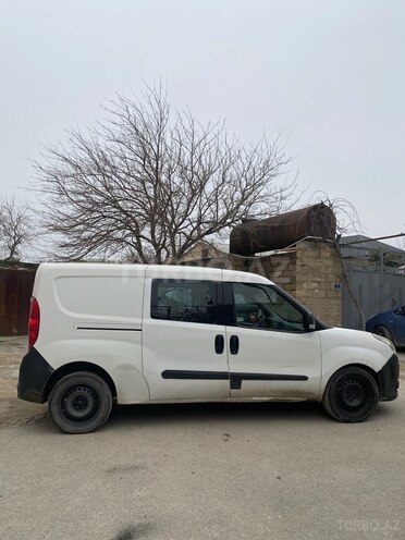 Fiat Doblo 2011, 357,000 km - 1.6 l - Bakı