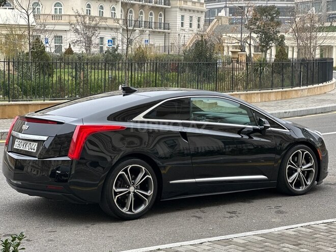 Cadillac ELR-4