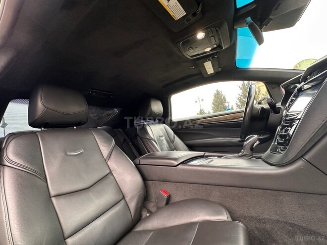 Cadillac ELR-17