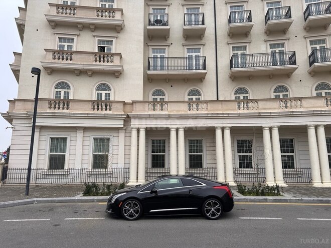 Cadillac ELR-12
