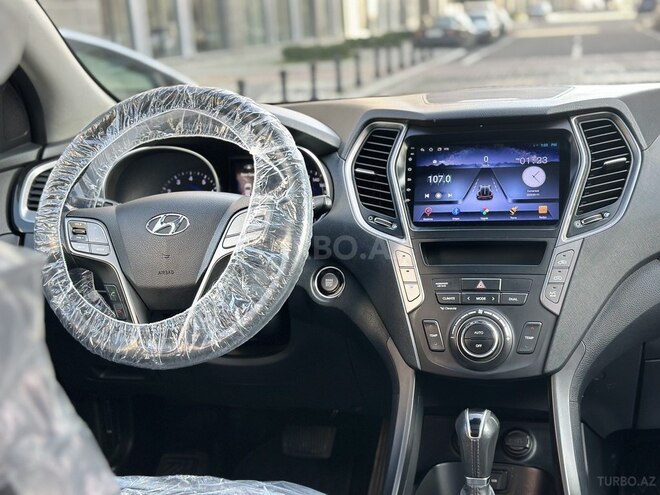 Hyundai Santa Fe-9