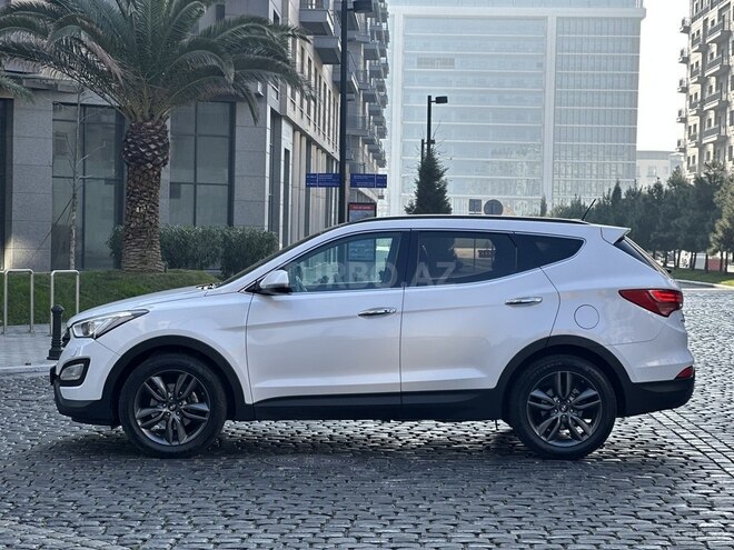 Hyundai Santa Fe-5