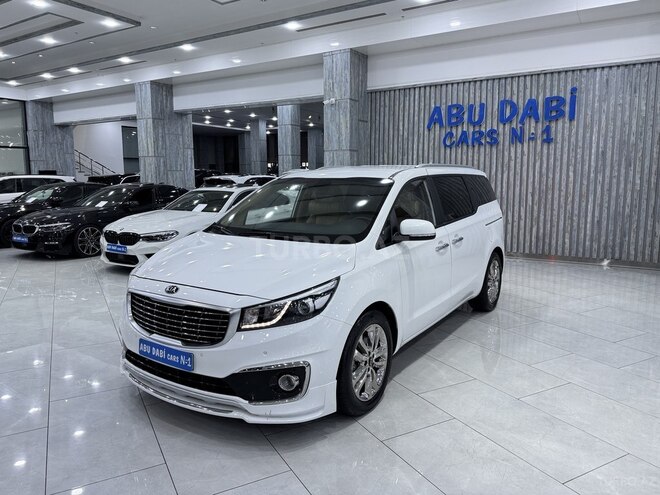 Kia Carnival 2015, 141,000 km - 2.2 l - Bakı