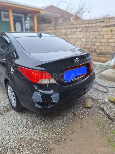 Hyundai Accent 2013, 200,000 km - 1.6 l - Bakı