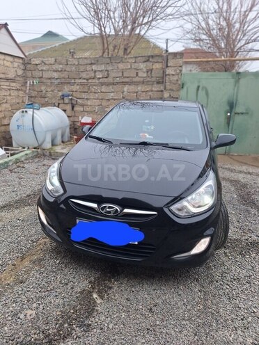 Hyundai Accent 2013, 200,000 km - 1.6 l - Bakı