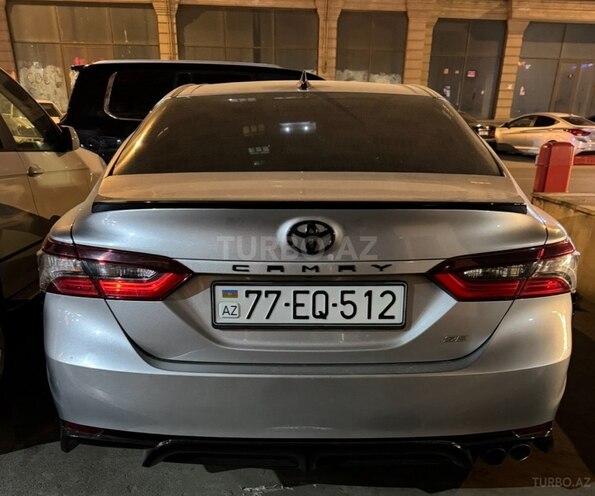 Toyota Camry-4