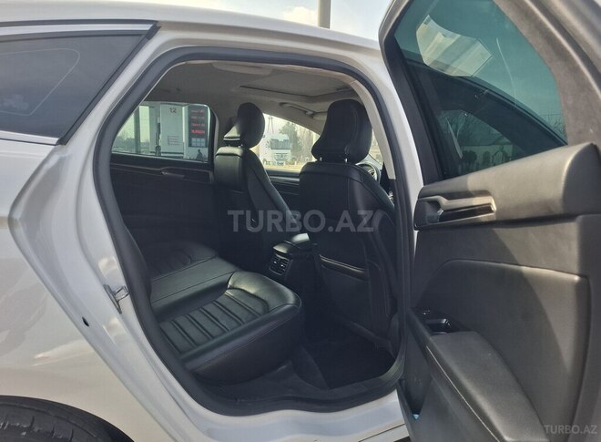 Ford Fusion (North America) 2015, 120,000 km - 2.0 l - Beyləqan