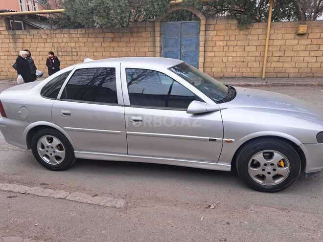 Opel Vectra 2000, 150,000 km - 1.8 l - Bakı