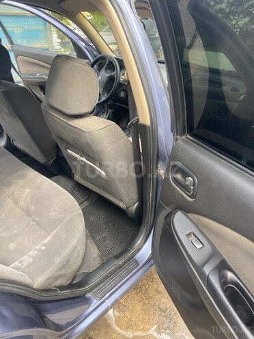 Nissan Sunny 2005, 370,000 km - 1.3 л - Bakı