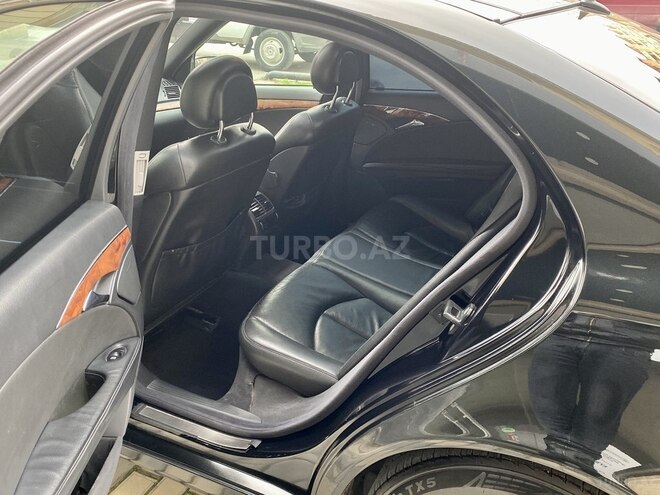 Mercedes E 220 d 2002, 243,000 km - 2.2 l - Bakı